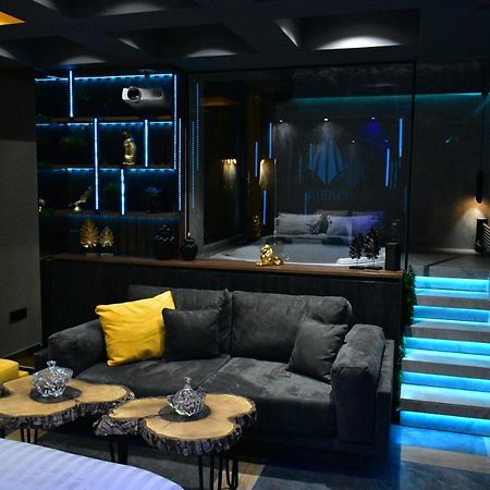 Pentlux - Spa Penthouse In The Heart Of スコピエ エクステリア 写真