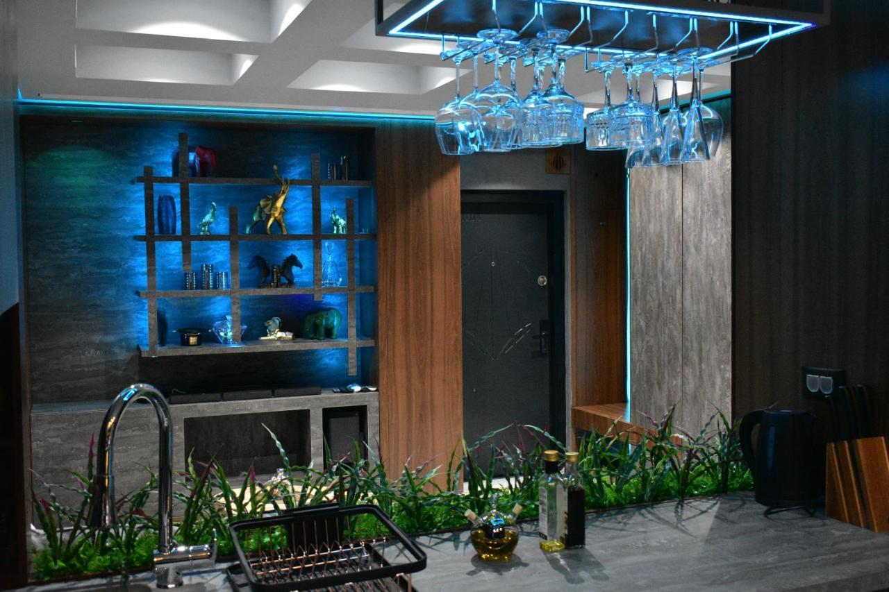 Pentlux - Spa Penthouse In The Heart Of スコピエ エクステリア 写真