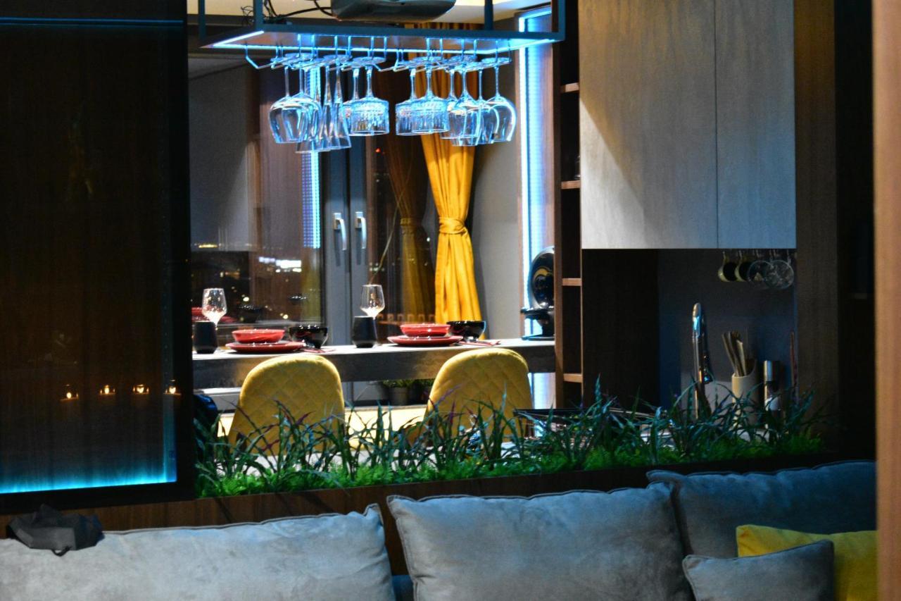 Pentlux - Spa Penthouse In The Heart Of スコピエ エクステリア 写真