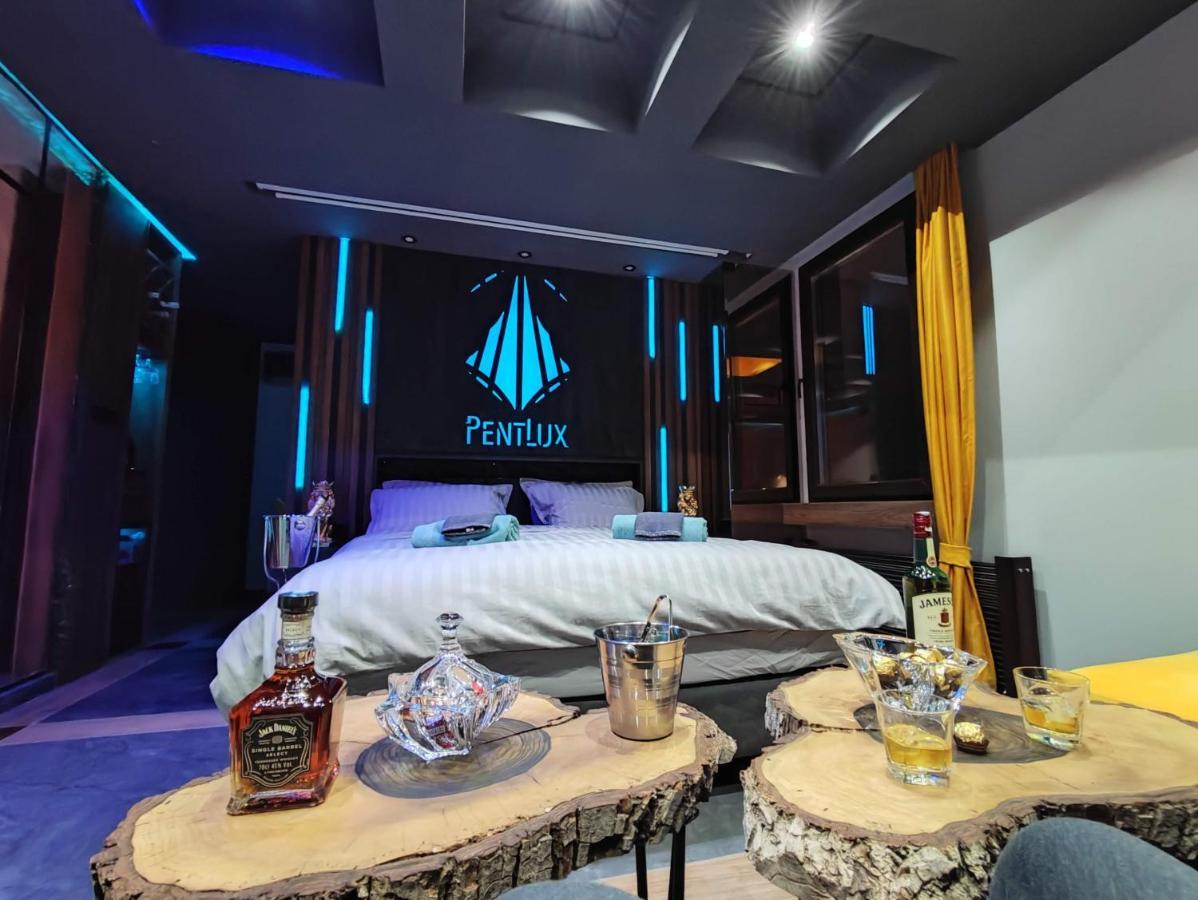 Pentlux - Spa Penthouse In The Heart Of スコピエ エクステリア 写真