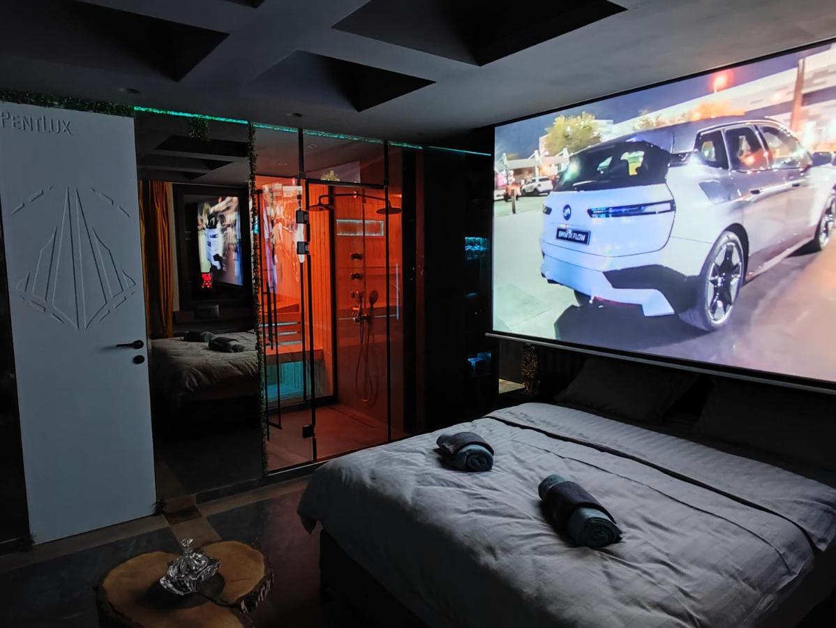 Pentlux - Spa Penthouse In The Heart Of スコピエ エクステリア 写真