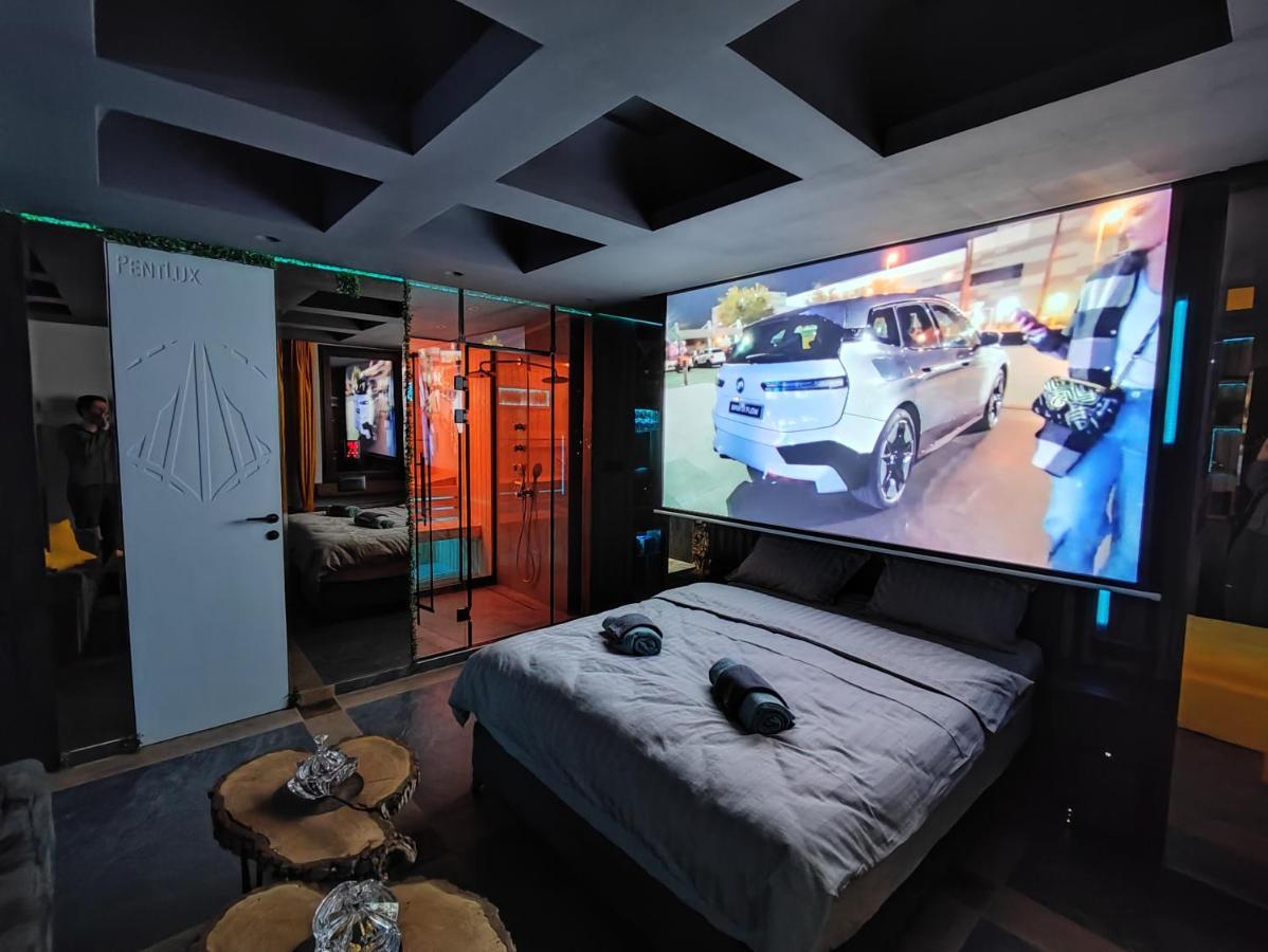 Pentlux - Spa Penthouse In The Heart Of スコピエ エクステリア 写真