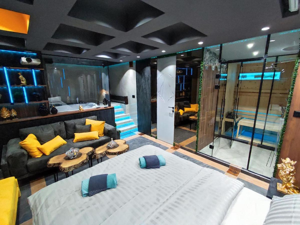 Pentlux - Spa Penthouse In The Heart Of スコピエ エクステリア 写真