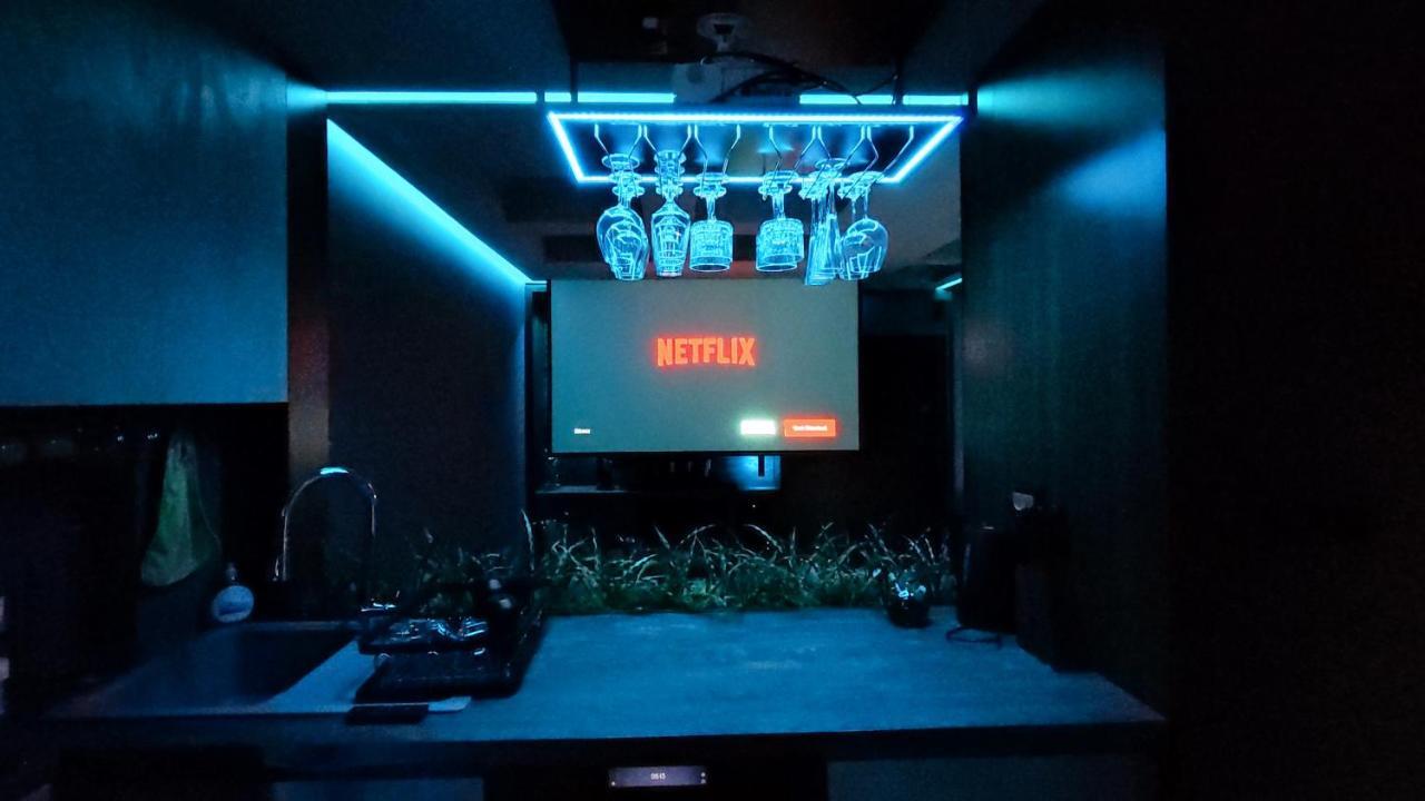 Pentlux - Spa Penthouse In The Heart Of スコピエ エクステリア 写真