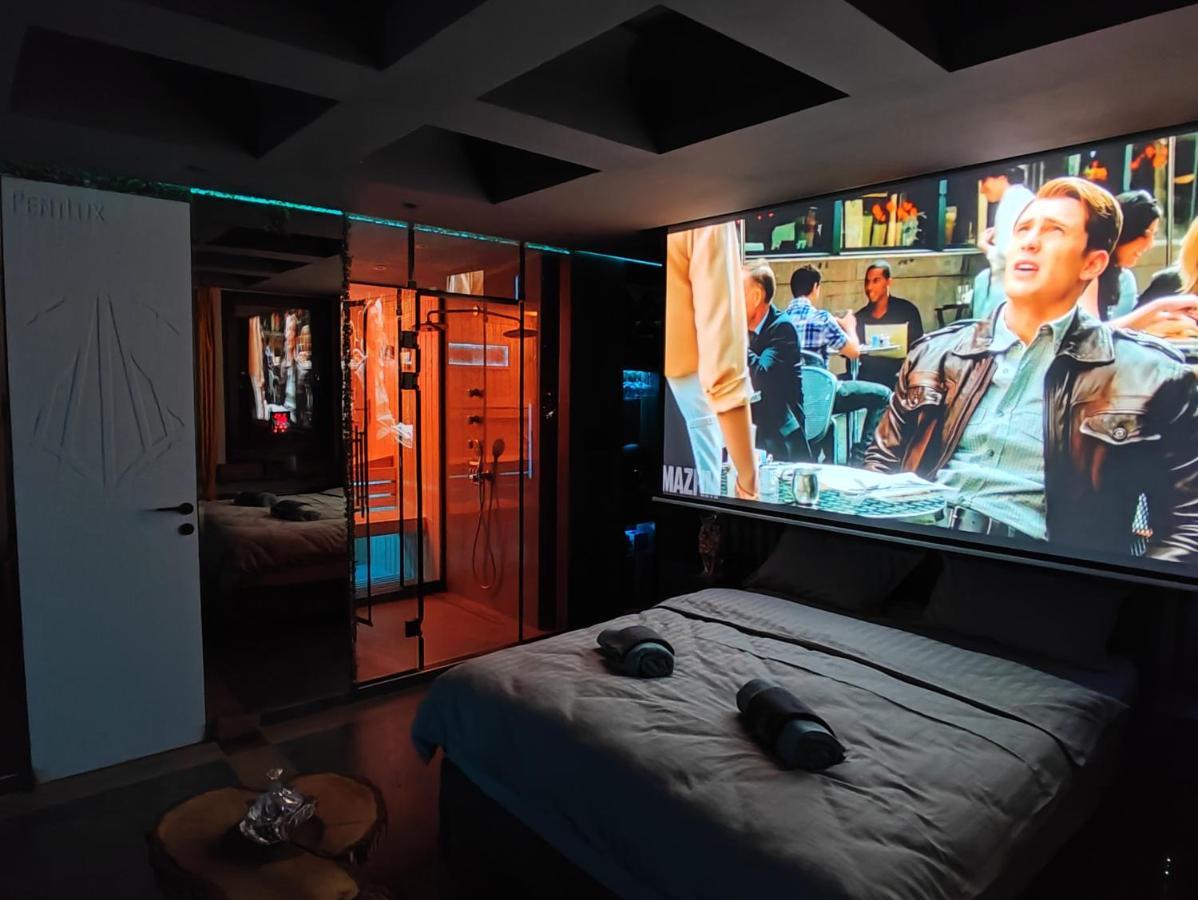 Pentlux - Spa Penthouse In The Heart Of スコピエ エクステリア 写真